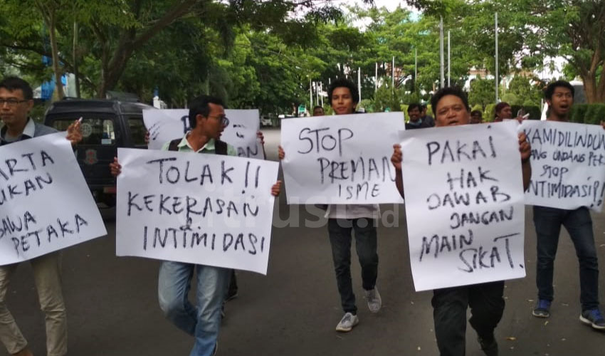 Oknum LSM Diduga Lakukan Intimidasi kepada Jurnalis Cirebon
