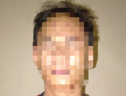 Tertangkap Basah Curi Handphone, Seorang Pria Diamuk Warga hingga Babak Belur