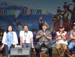 Bupati Kuningan Buka Festival Gunung Ciremai