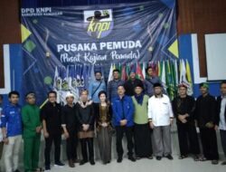 Enam Caleg DPR RI Ikut Diskusi KNPI Kuningan