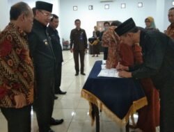 Bupati Majalengka Lantik 867 Kepala Sekolah