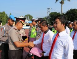 Polres Majalengka Beri Penghargaan Bagi 13 Anggota Berprestasi
