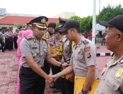 Kapolres Beri Penghargaan Anggota Berprestasi dan TK Kemala Bhayangkari