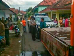 Hadang Truk, Pelajar Tewas Tertabrak