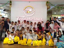 Foodalicious Berbagi dengan Puluhan Anak Yatim