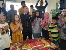 Meriah, Perayaaan Ultah Pertama Foodalicious Libatkan Tenan dan Customer