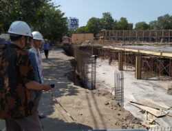 Datangi Proyek Alun-alun Kejaksan, Pejabat DKOKP Bilang Kontraktor Tak Temukan Benda Kuno