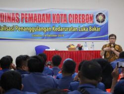 Bekali Petugas Damkar Kemampuan Penanggulangan Luka Bakar