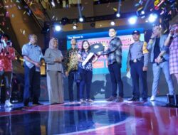 Warga Lawanggada Dapat Hadiah Mobil dari CSB Mall