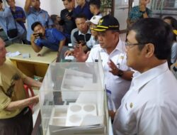 [BREAKING NEWS] Sikapi Masalah Corona, Walikota Cirebon dan Forkopimda Monitoring Pusat Perbelanjaan dan Apotek