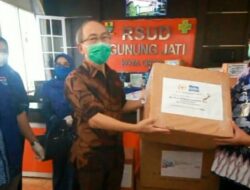 Kang Hero Bantu Ketersediaan APD untuk Tenaga Medis RSD Gunung Jati