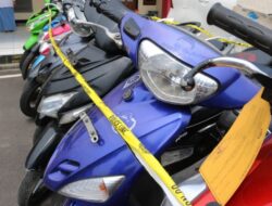 Lawan Polisi Pakai Golok, Tiga Pelaku Curanmor Dihadiahi Timah Panas