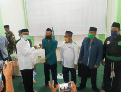 PCNU Kota Cirebon Bagikan Ratusan Paket Sembako