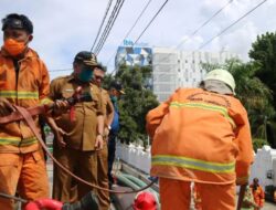 Pemda Kota Cirebon Lakukan Penyemprotan Disinfektan secara Massal