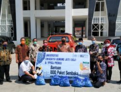 UGJ Bagikan Ribuan Paket Sembako untuk Warga Terdampak Covid-19