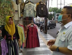 Monitoring Hari Pertama PSBB, Walikota Ingatkan Pemilik Toko Non-Pengecualian