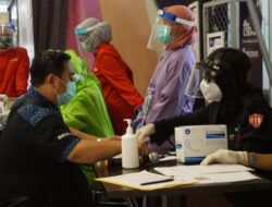 Dinkes Kota Cirebon bersama CSB Mall Adakan Rapid Test Massal