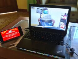 Telkomsel Salurkan Bantuan 1500 APD untuk Tenaga Medis