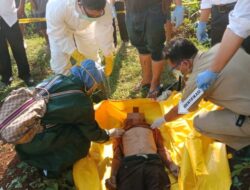 Mayat Lansia Ditemukan Mengambang di Sungai