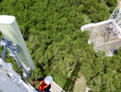 Telkomsel Bagikan Bantuan kepada 5.700 Penjaga BTS