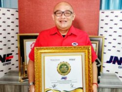 JNE Raih Dua Penghargaan di Tengah Pandemi Covid-19