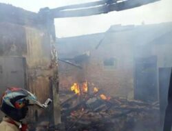 Pabrik Kerupuk Hangus Terbakar, Kerugian Capai Ratusan Juta