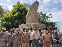 Ribuan Massa Kawal Penyegelan Batu Satangtung