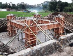 Warga Tambakbaya Tolak Pembangunan Tower