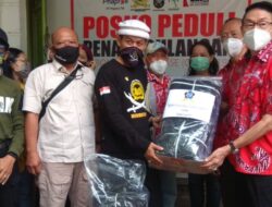 PSMTI Kota Cirebon Bagikan APD untuk Relawan Covid-19