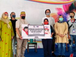 JNE Donasikan Komputer dan Printer ke Panti Asuhan