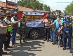 Jabar Bergerak bersama Kodim 0617 Bagikan Ribuan Masker dan Sembako