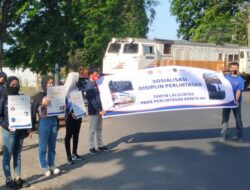 KAI Cirebon Sosialisasikan Keselamatan Berlalu Lintas di Perlintasan Sebidang