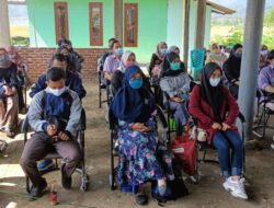 Puluhan Nakes di Kuningan Ikuti Pelatihan Vaksinasi Covid-19