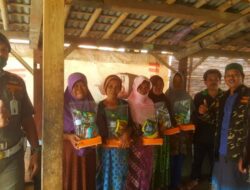 JNE-IFS Bagikan Ribuan Paket Makanan