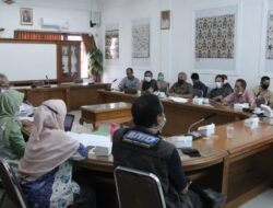 Komisi II Keberatan Hasil Evaluasi Gubernur terhadap Raperda Retribusi Jasa Usaha