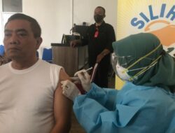 Pernah Terpapar Covid-19, Walikota Azis Divaksin Sinovac