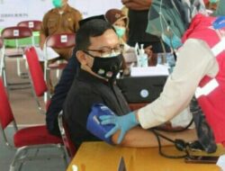 Pimpinan KPU dan Bawaslu Majalengka Divaksin Sinovac