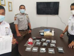 Barang Milik Penumpang KA yang Tertinggal Diserahkan kepada Polisi