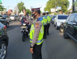 Satlantas Polres Ciko Tertibkan Parkir Liar di Sekitar Alun-Alun Kejaksan