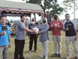 Warga Kertaungaran Meriahkan Idulfitri dengan Sepakbola