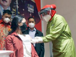 UGJ Adakan Vaksinasi Massal untuk Mahasiswa