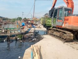 DPUTR Kota Cirebon Gencar Lakukan Normalisasi Sungai
