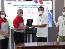 Pegadaian Gandeng JNE Perluas Akses Produk dan Layanan bagi Masyarakat