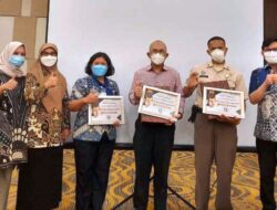 BPJS Kesehatan Cirebon Beri Apresiasi Fasilitas Kesehatan Paling Berkomitmen 2021