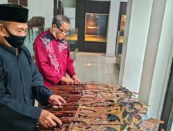 Ratusan Wayang Kulit dari Abad 17 Dibersihkan