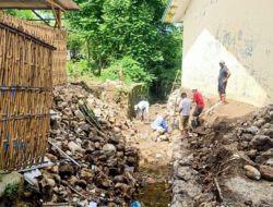 DPUTR Kota Cirebon Soroti Tanggul Sungai yang Rusak