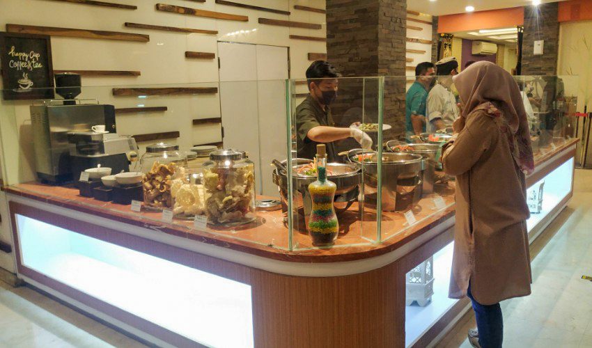 Buka Puasa di Bentani Hotel Cirebon bersama Raihan
