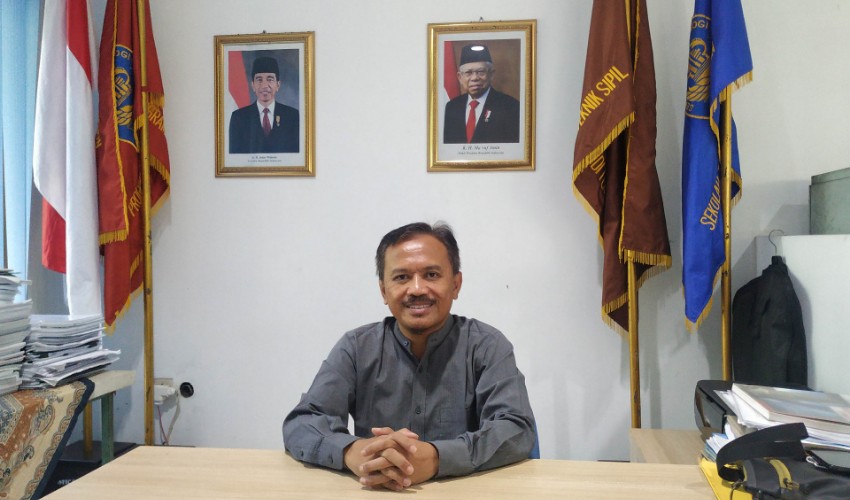 Ketua STTC, DR. Iwan Purnama, ST, MT.
