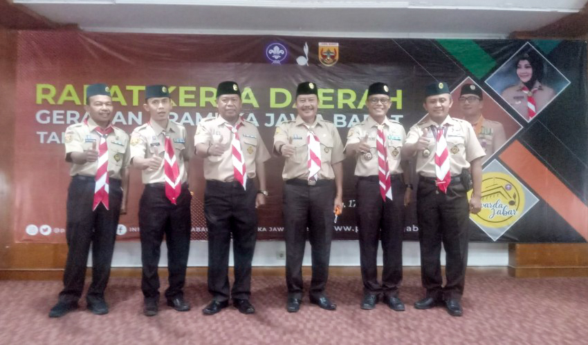 Atalia Praratya Ridwan Kamil Apresiasi Bumbung Kemanusiaan Kwarcab Majalengka