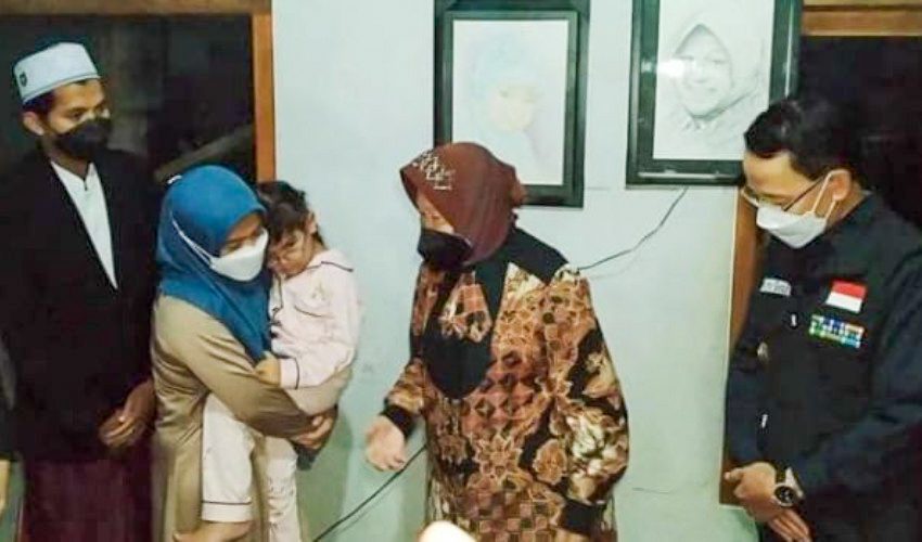 Mensos Bantu Anak Penderita Kanker Mata di Majalengka